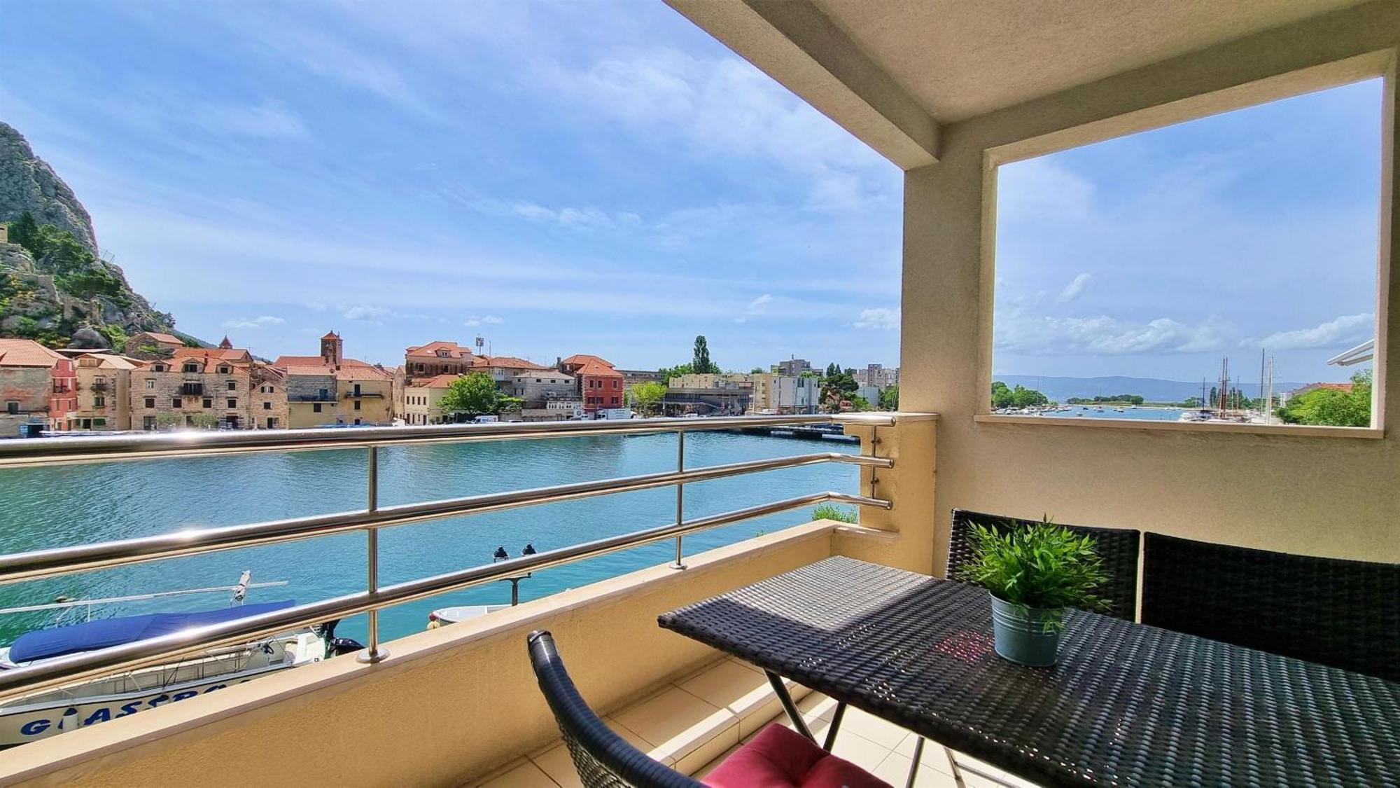 Apartamento Mitra Zonata Blue Omiš Exterior foto