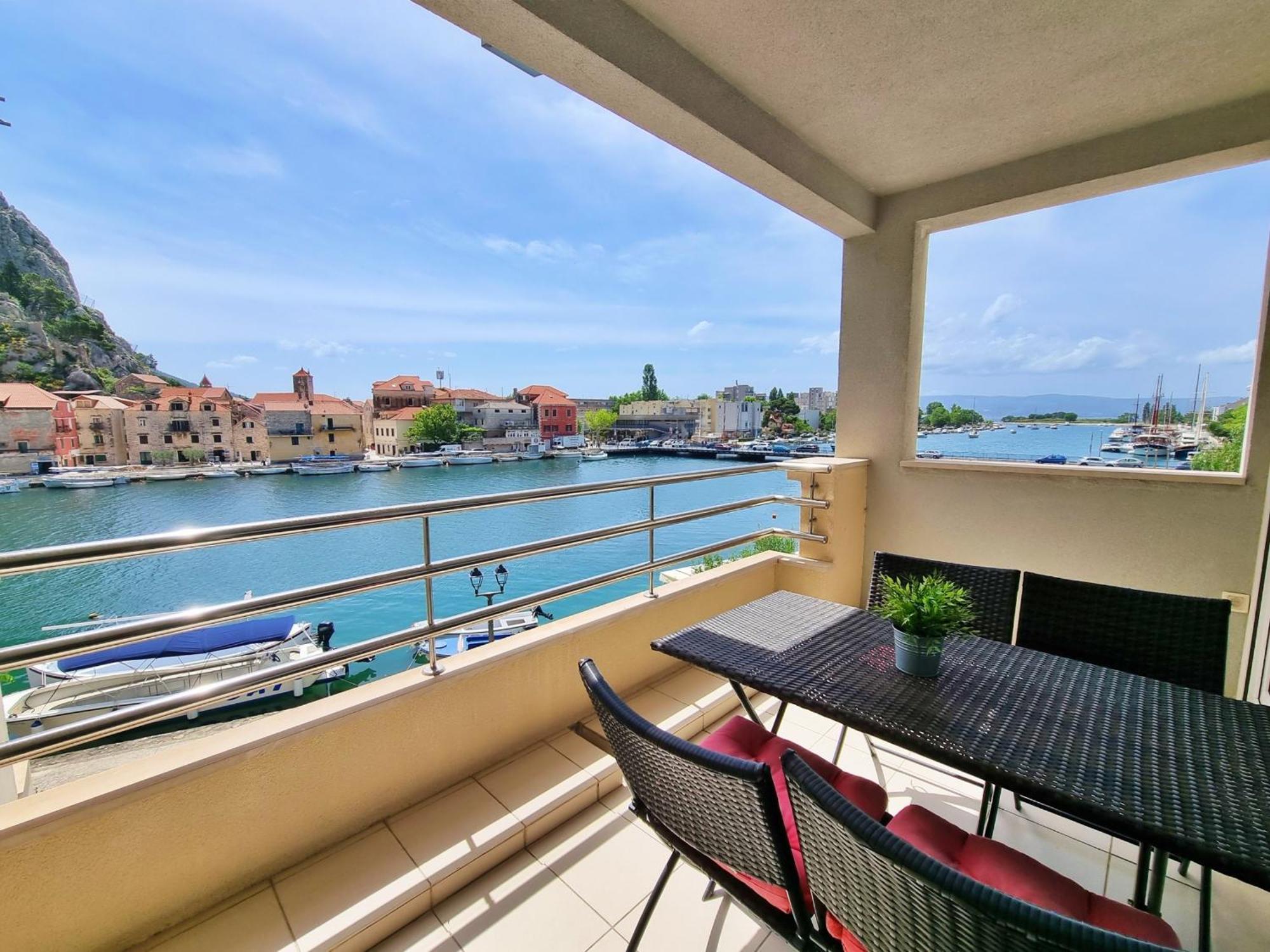 Apartamento Mitra Zonata Blue Omiš Exterior foto
