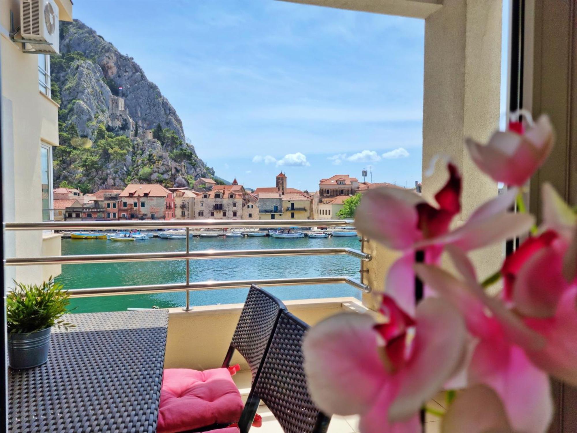 Apartamento Mitra Zonata Blue Omiš Exterior foto